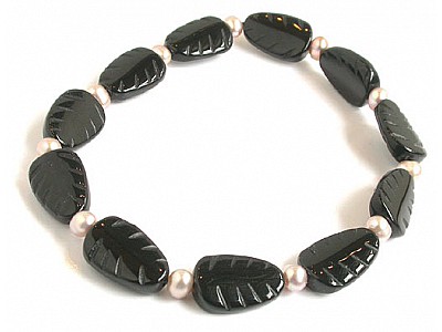 Black Agate and Pearl Bracelet