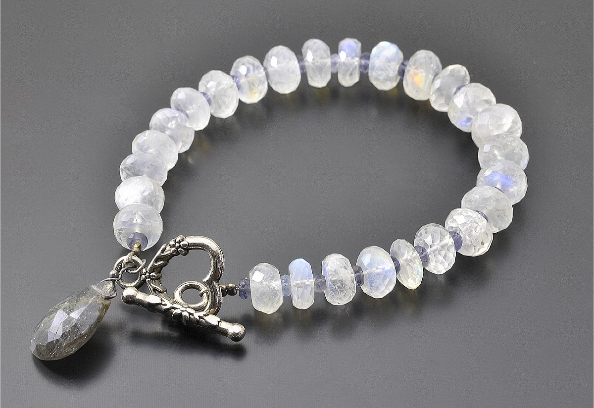 Labradorite with Moonstone Iolite Bracelet